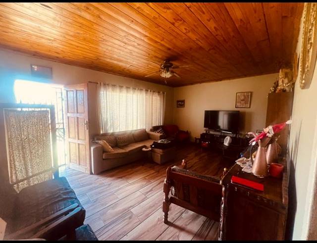 3 BEDROOM HOUSE FOR SALE IN DANVILLE